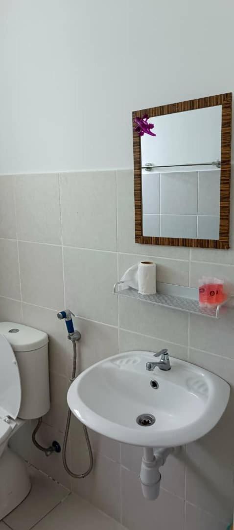 Klia Homestay Apartment - 2 Room Sepang Exterior foto